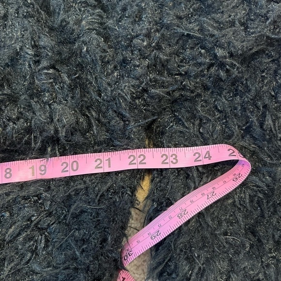 ambiance Outerwear Women’s Black Fluffy Jacket Size Small - Picture 6 of 9